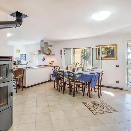 Three-bedroom Holiday Velva -ge- With A Fireplace 03 Hébergement de vacances *